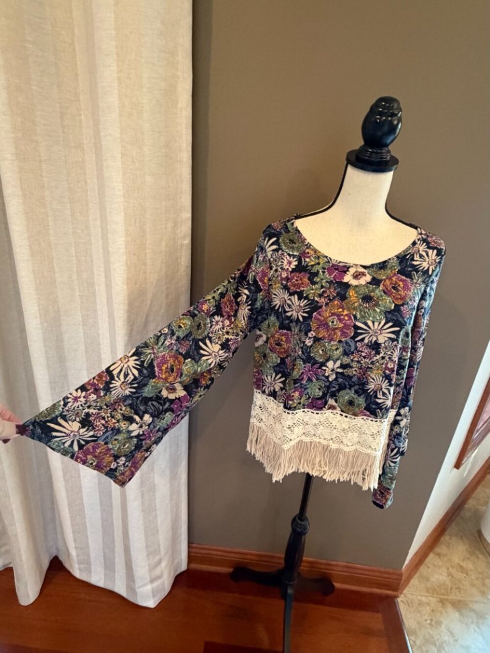 Floral Gypsy Bohemian Hippie Bell Sleeve Cottagecore Blouse, Size Large
